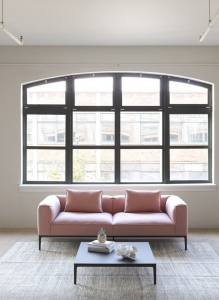 Sofas & Lounge Chairs